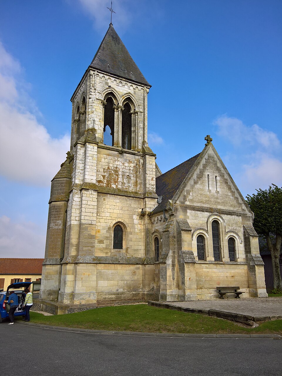 Chevet de l'église de Namps — au — Val