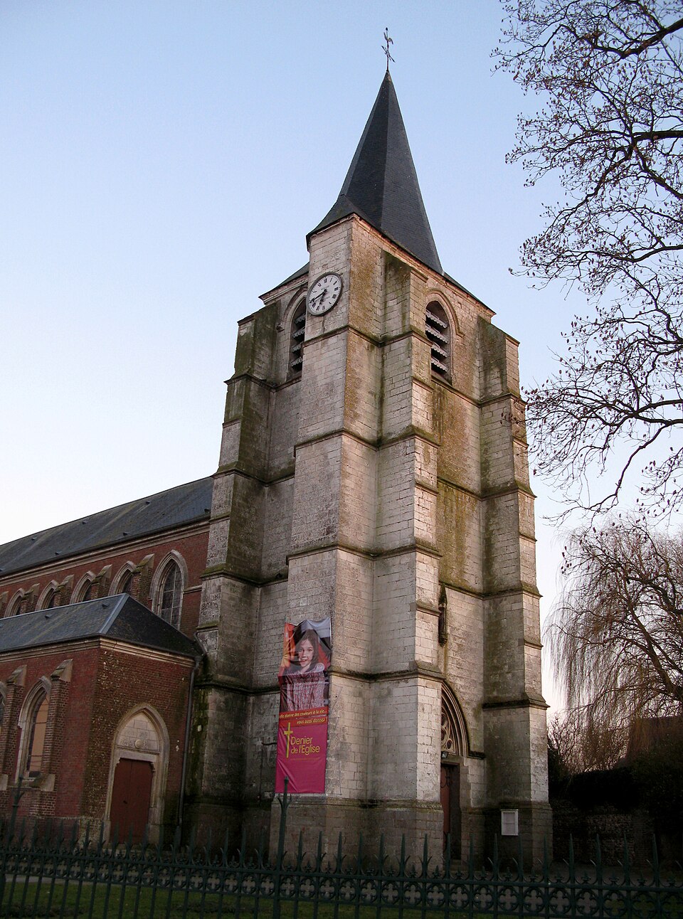 Nouvion église 1