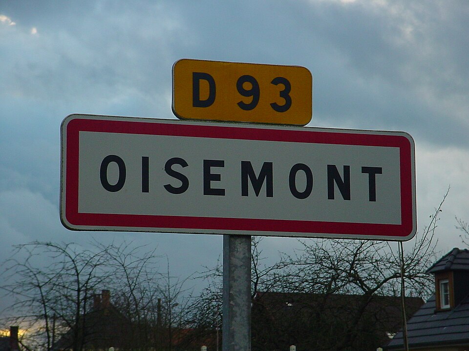Paneau d'entrée d'agglomération de Oisemont (Somme(80) — France)