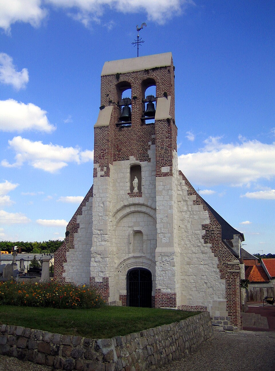 Pont — de — Metz église 1