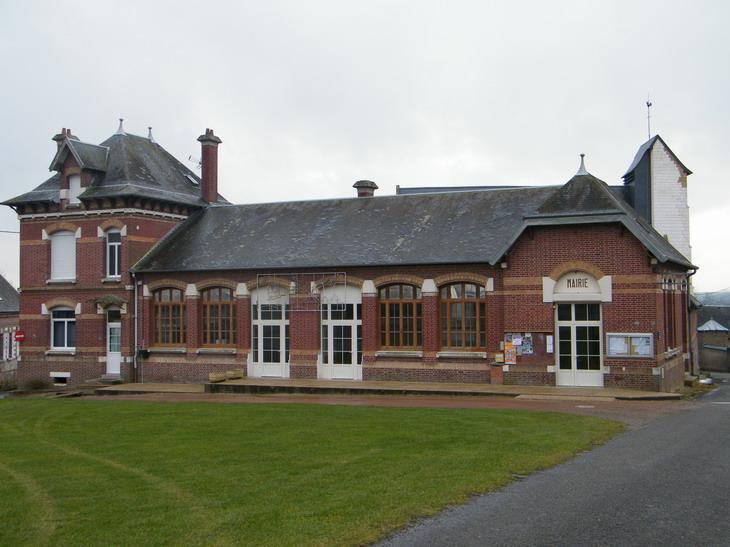 Mairie — école — Port