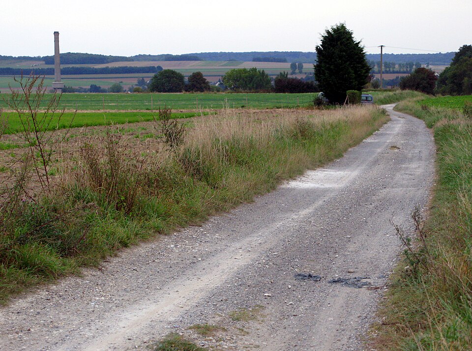 Saint — Ouen Chaussée Brunehaut (descente)