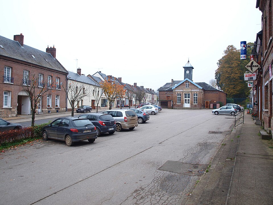 Senarpont — Somme — place — 02
