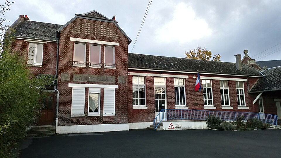 Vermandovillers, mairie 1