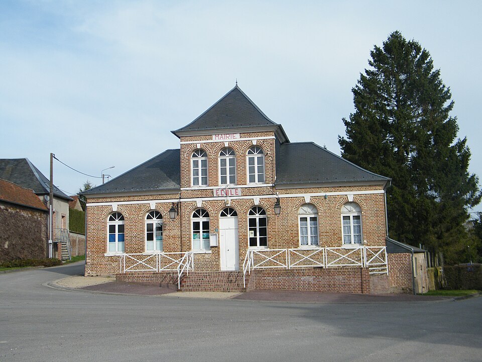Villers — sous — Ailly (80 — Fr) mairie — école