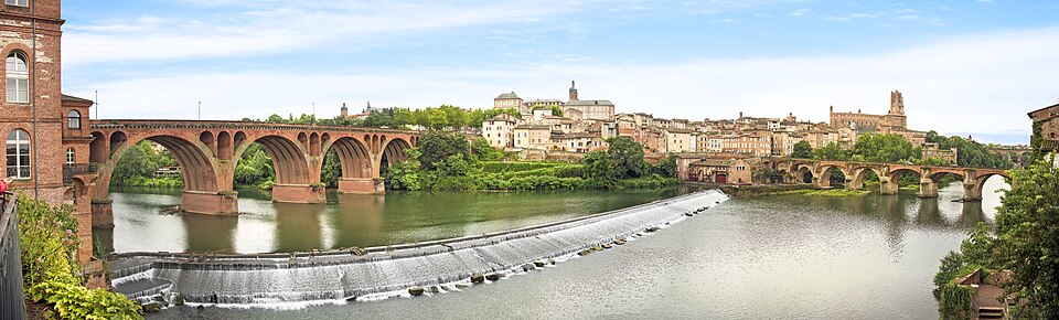 (Albi) La chaussée des moulins à Albi