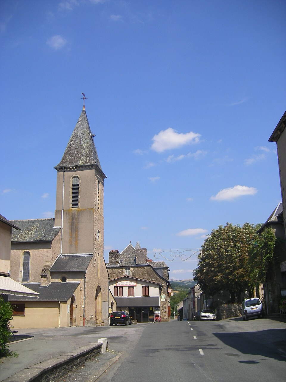 FR — 81 — Trebas3