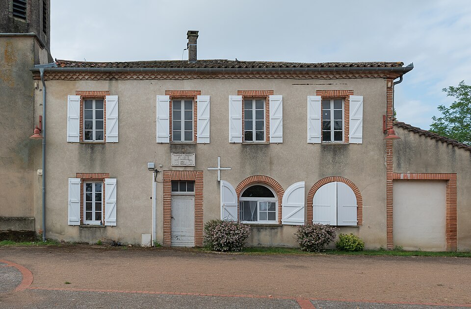 Town hall of Maurens — Scopont (2)