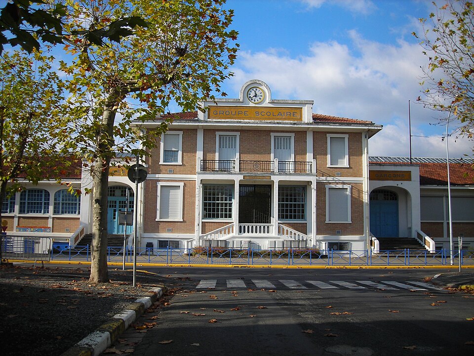 Saint Benoit — groupe scolaire