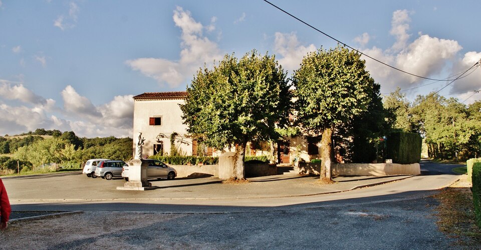 022 Saint — Jean — de — Vals ( 81210 )