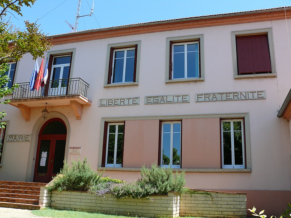 Saint — Juéry — Mairie
