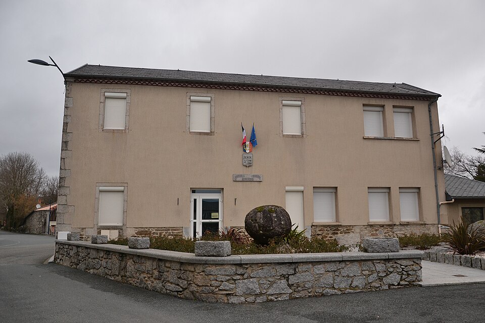 Mairie de saint — salvy — de — la — balme