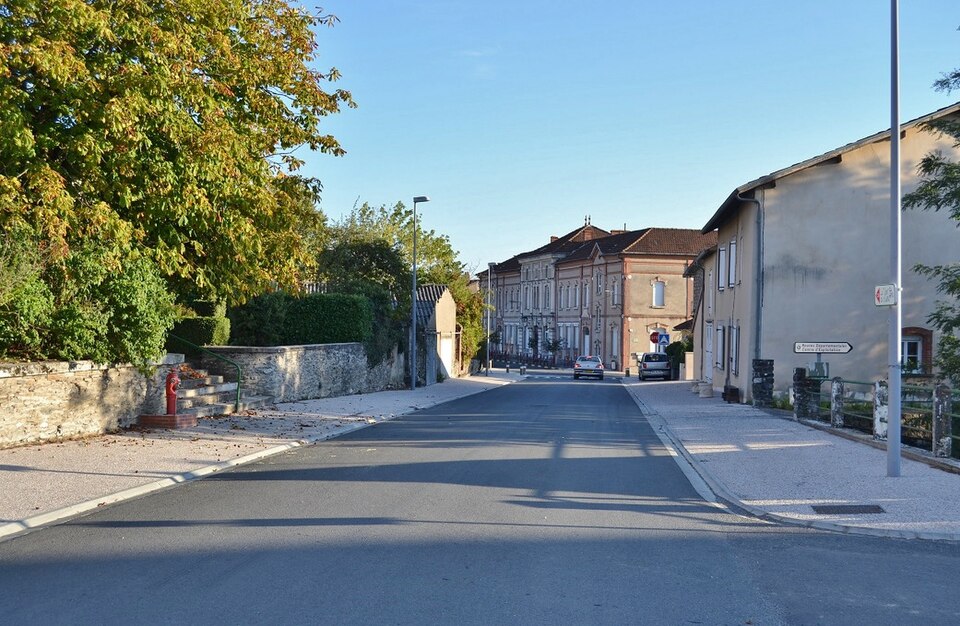 300 Valence d'Albigeois (81340)