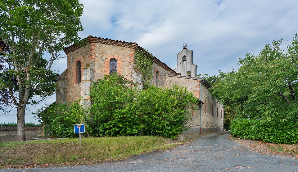 St Saturnin church in Villeneuve — les — Lavaur 06