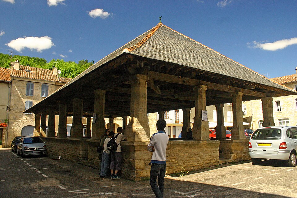 Caylus Halles
