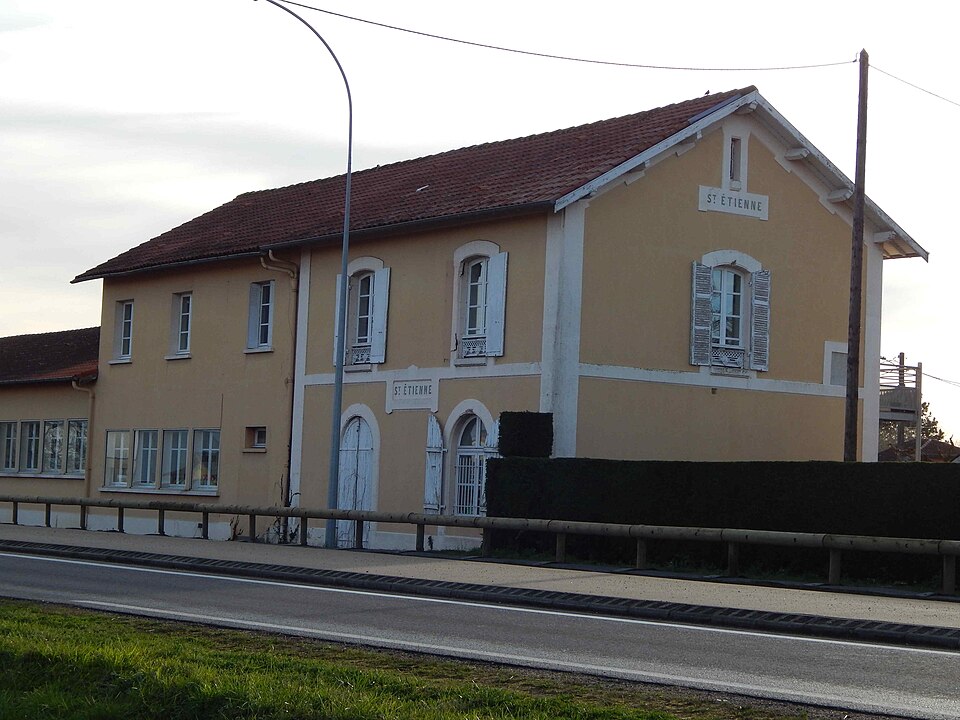 Saint — Etienne — de — Tulmont, ancienne Gare St.Étienne côté vf