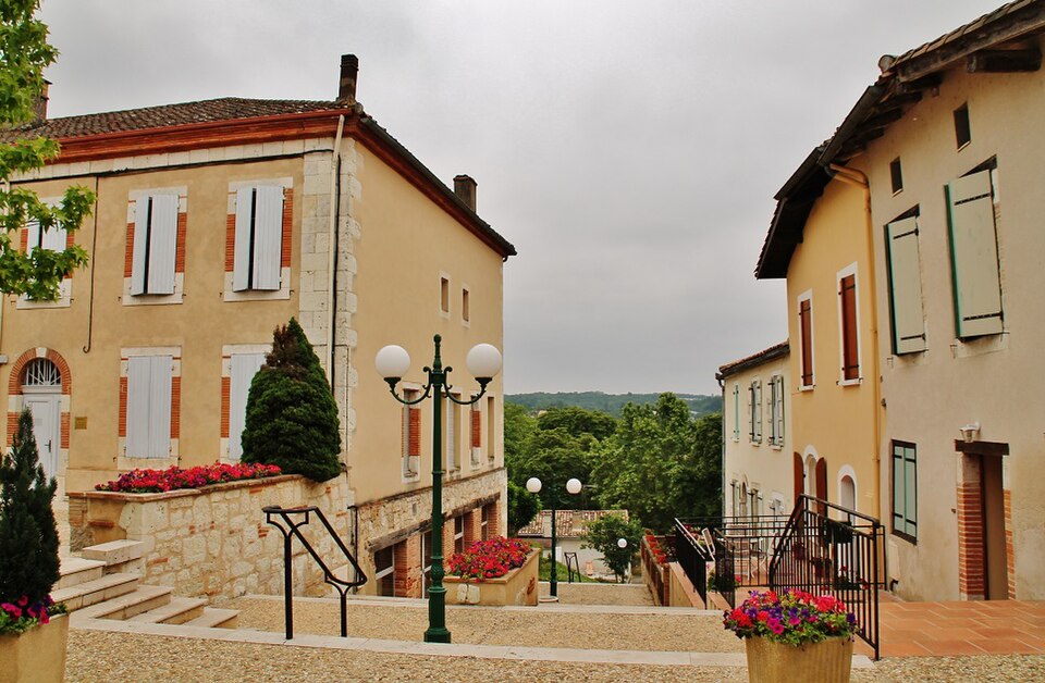 070 St Michel 82340
