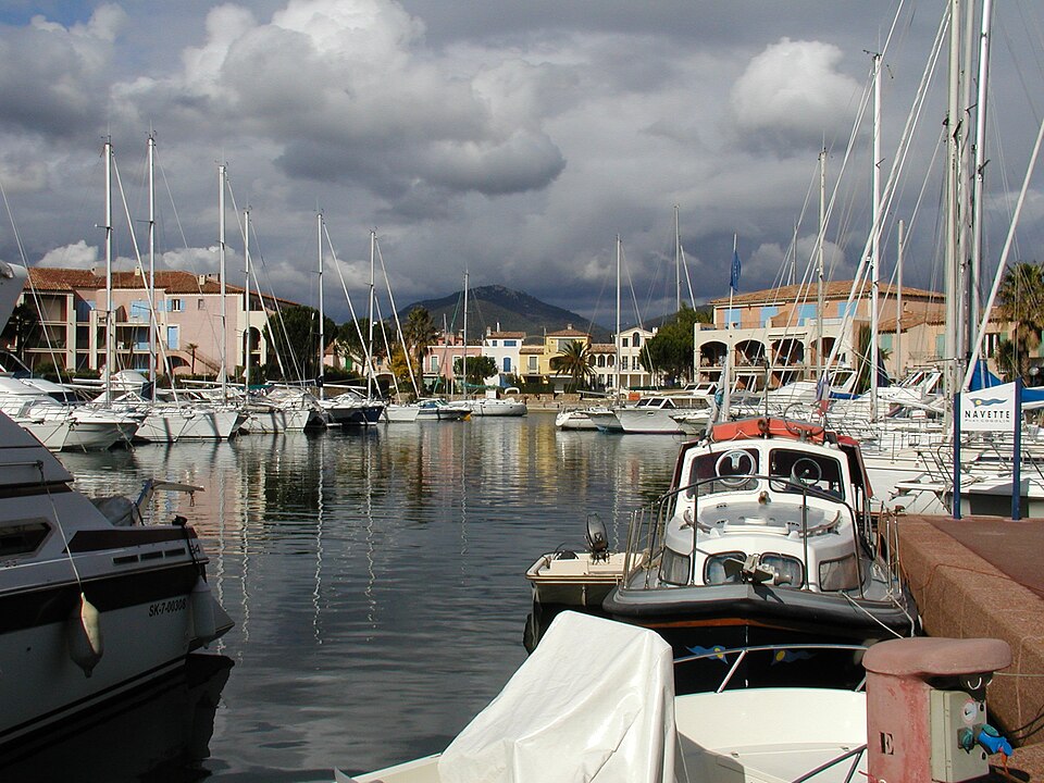 Port — Cogolin