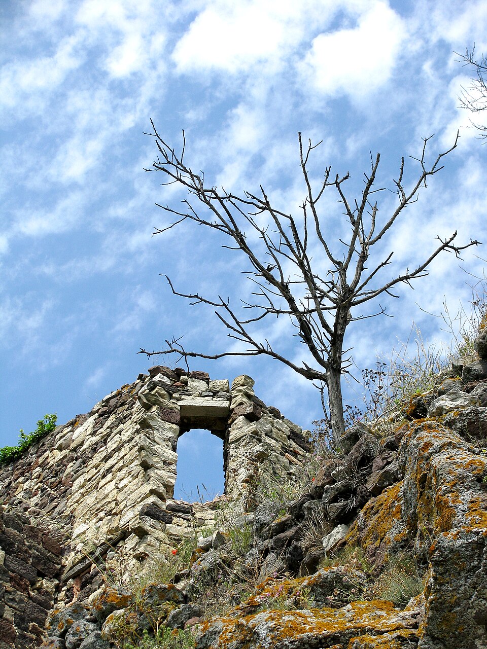 Évenos Ruins