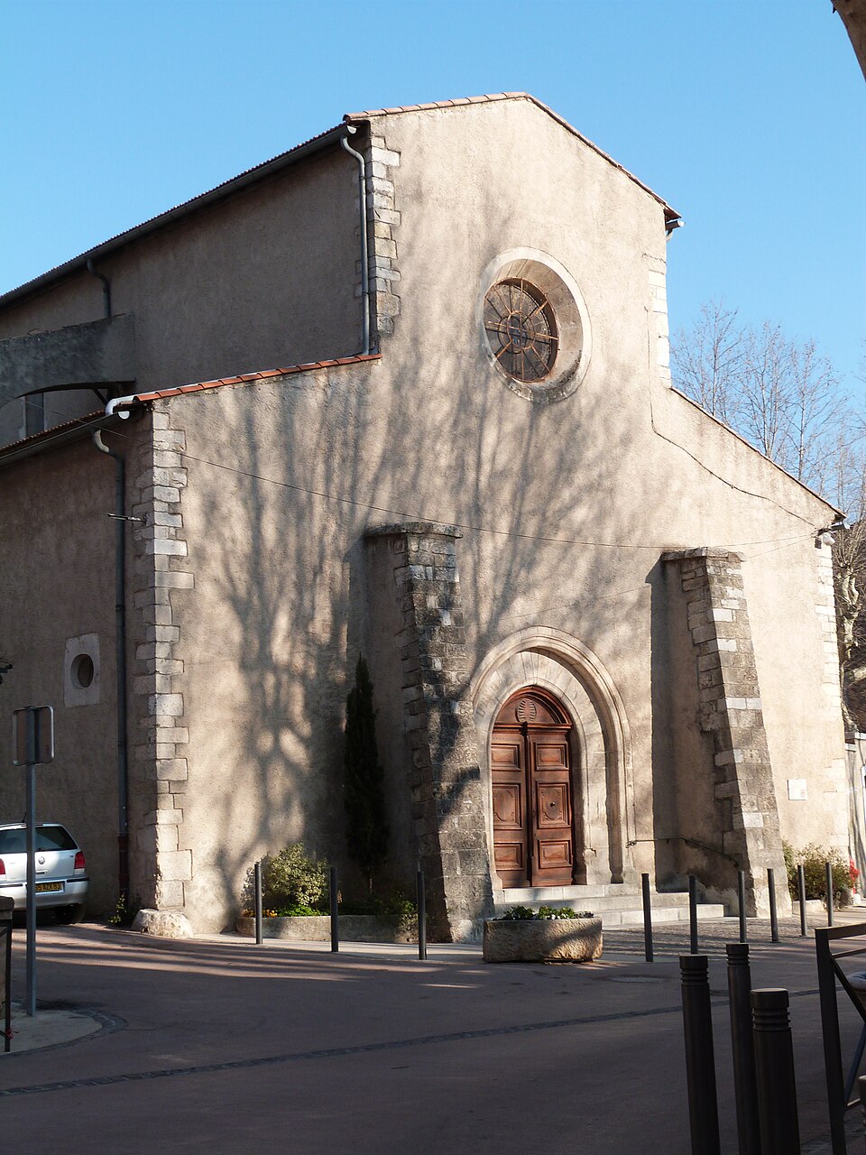 Eglise Saint — Sauveur (La Roquebrussanne)