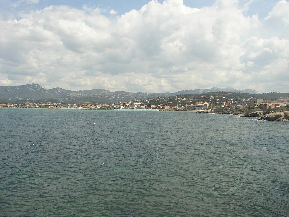 Six — Fours — les — Plages