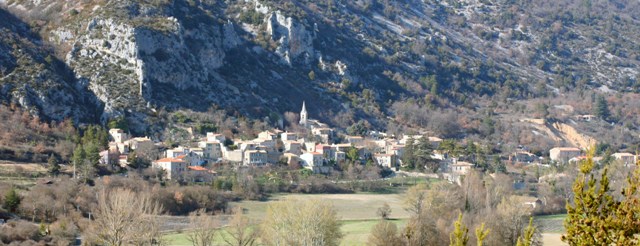Monnieux by JM Rosier