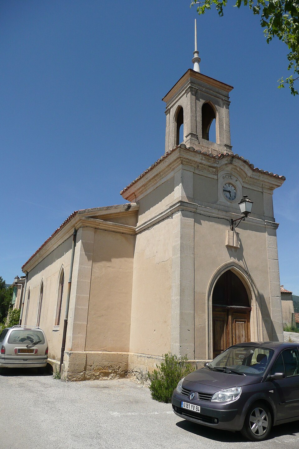 Eglise à La Motte — d'Aigues