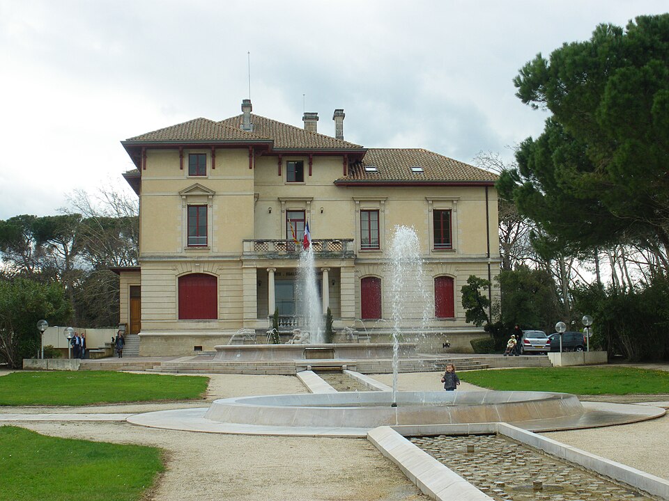 Le Pontet — Mairie