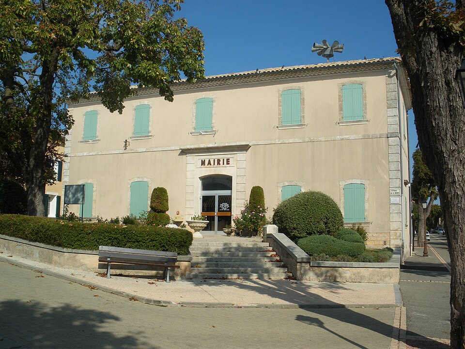 St Christol Mairie