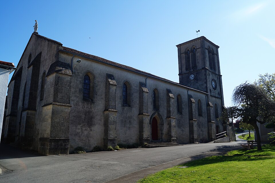 Église Saint — Hilaire d’Antigny (vue 2, Éduarel, 24 avril 2016)