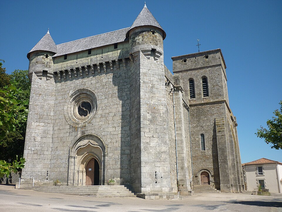 Le Boupère — église fortifiée 4