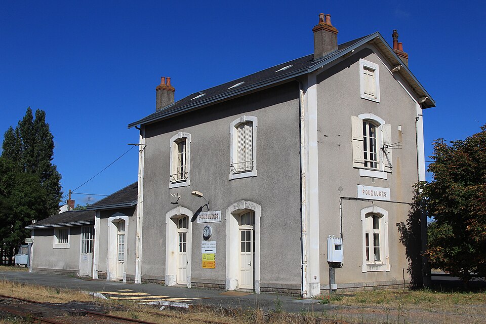 BV de la gare de Pouzauges par Cramos