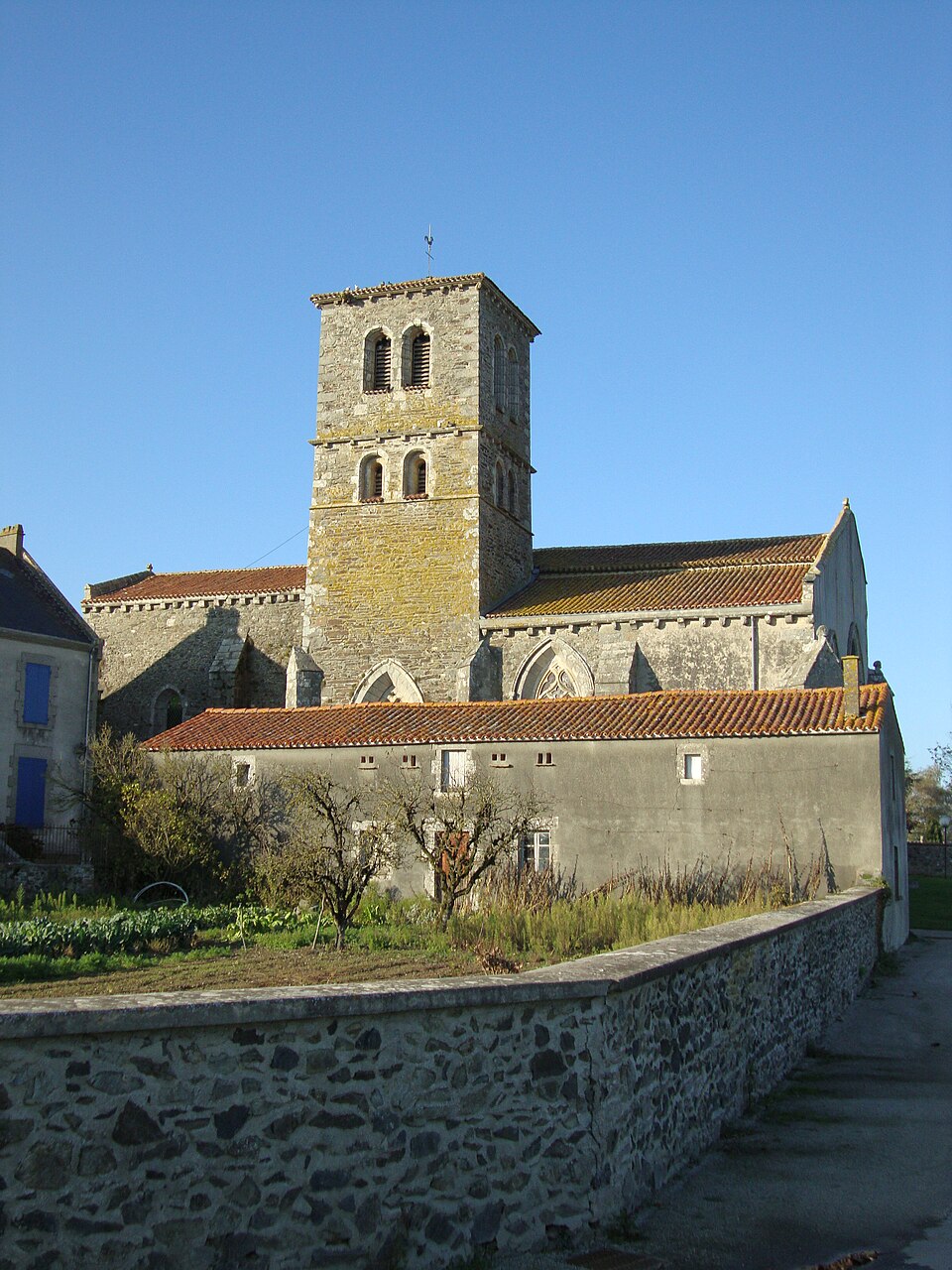 Eglise de Menomblet.