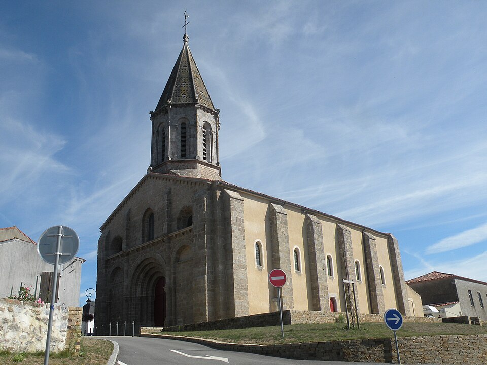 Église Saint — Jacques de Moutiers — les — Mauxfaits 06