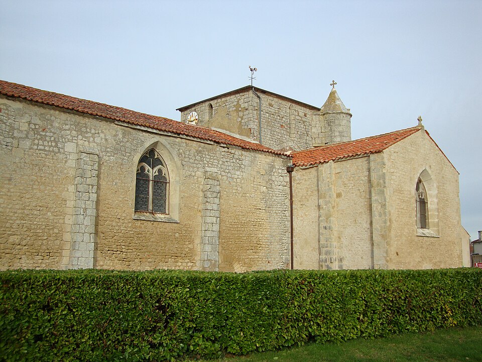 Eglise de Petosse.
