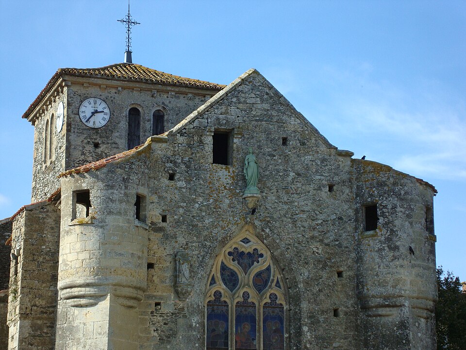 Eglise de Réaumur.