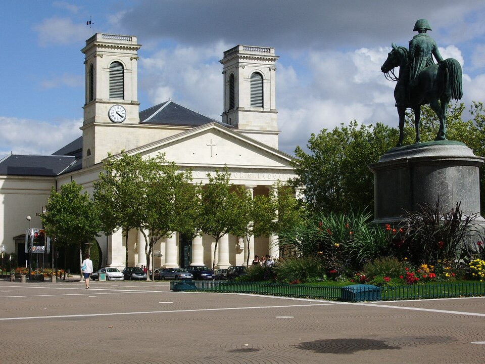 Place Napoléon Eglise Saint — Louis