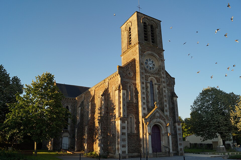 Église Saint — Médard de Rosnay (vue 3, Éduarel, 25 juin 2016)