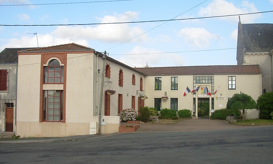 Hôtel de ville Saint — Florent — des — Bois (Vendée)