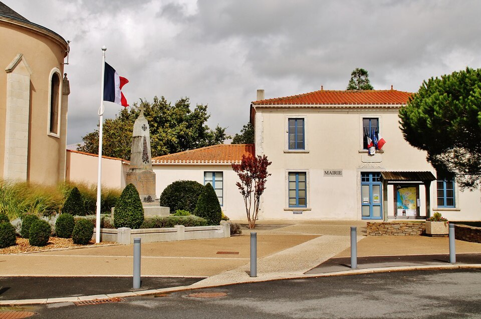 058 Ste Foy ( 85150 )