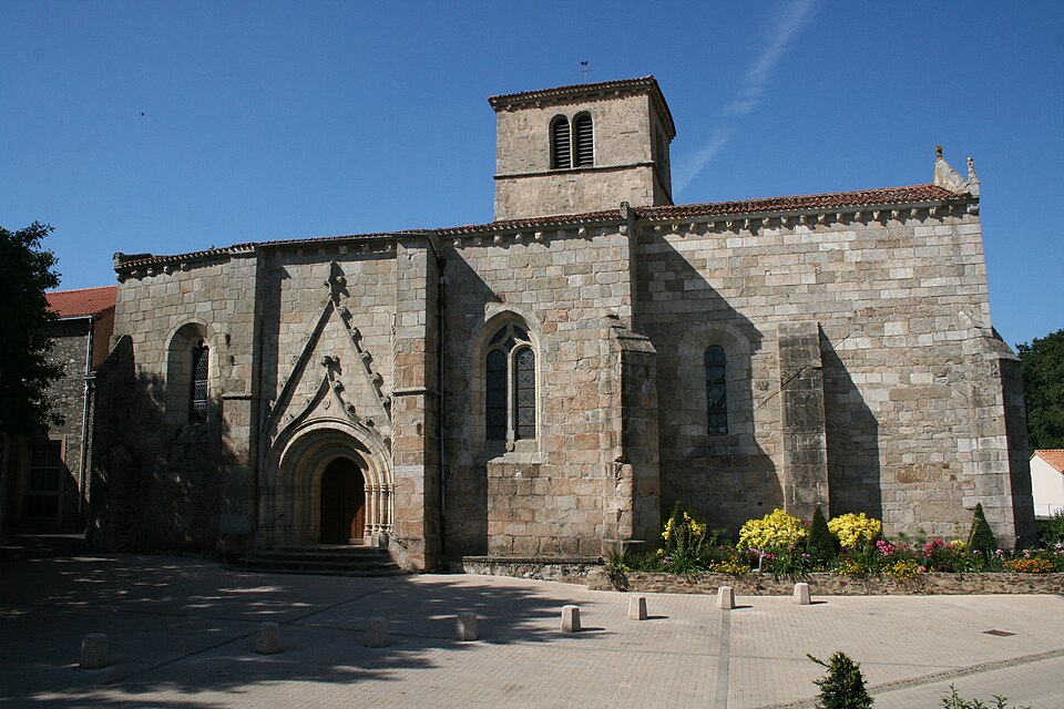 Eglise de Saint Paul — en — Pareds