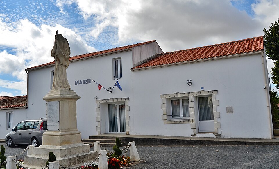 039 Ste Radegonde des Noyers ( 85450 )