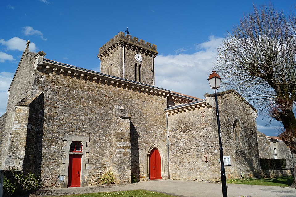 Église Notre — Dame — de — l’Assomption de Thouarsais (vue 2, Éduarel, 10 avril 2016)