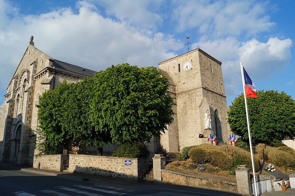 Église Saint — Pierre de Venansault (vue 2, Éduarel, 8 mai 2017)
