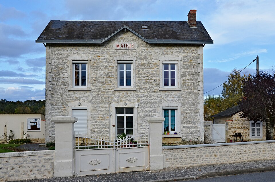 Asnois 86 Mairie 2013