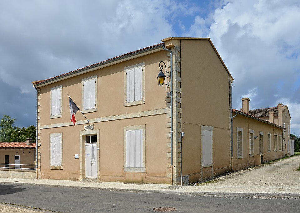 Champniers 86 Mairie 2014