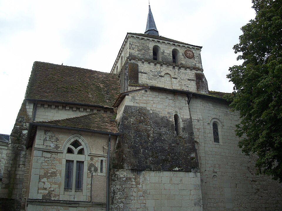 Église Notre — Dame de Coussay — les — Bois 5