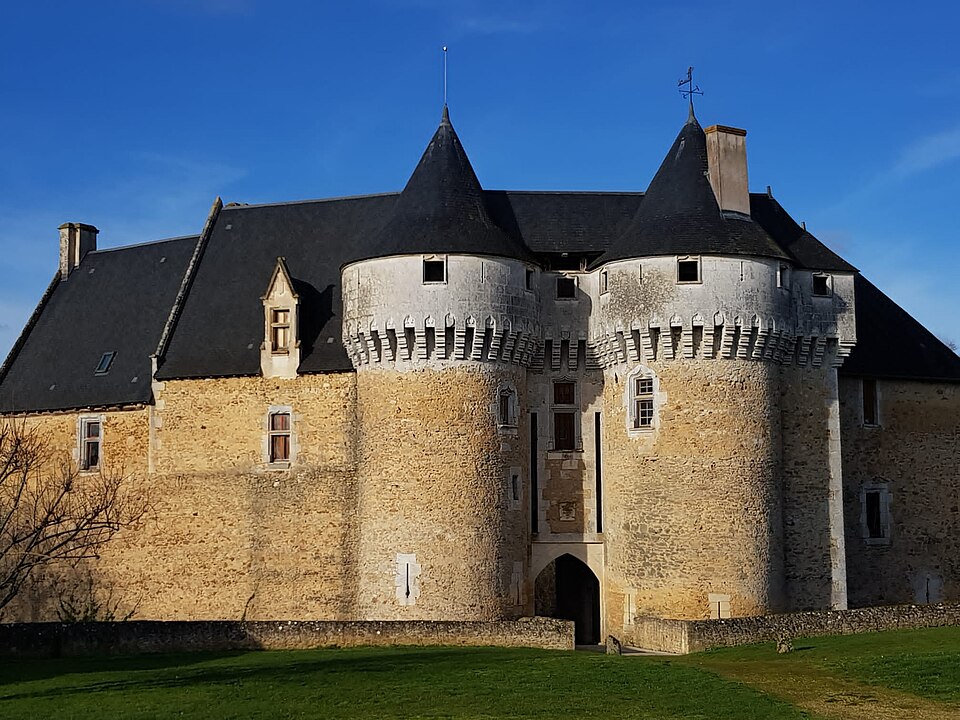 Façade Est du site central du château de Chambonneau