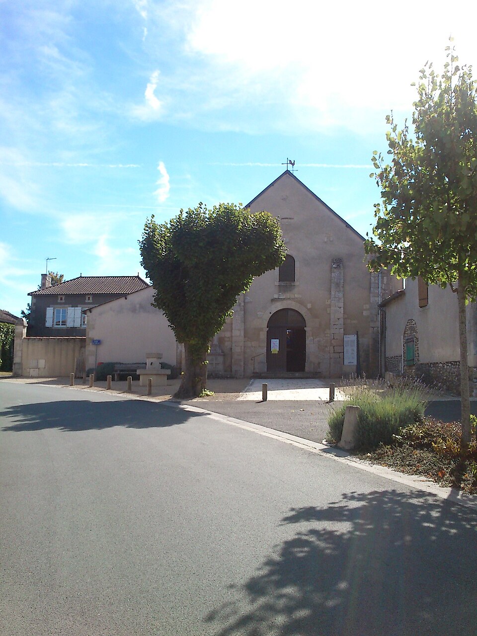 Eglise Leignes sur Fontaine