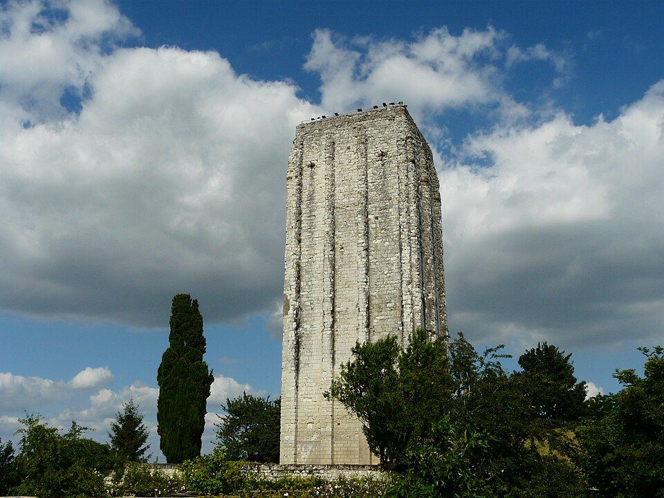Loudun tour carrée (8)